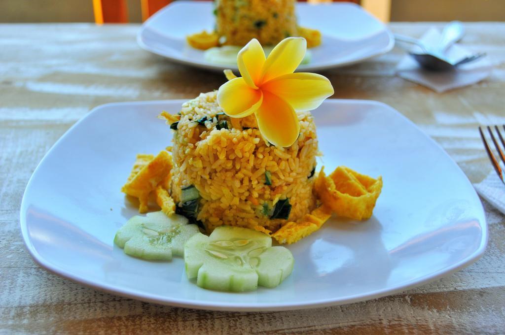 Deva Devi Beach Inn Luxury Batununggul Buitenkant foto