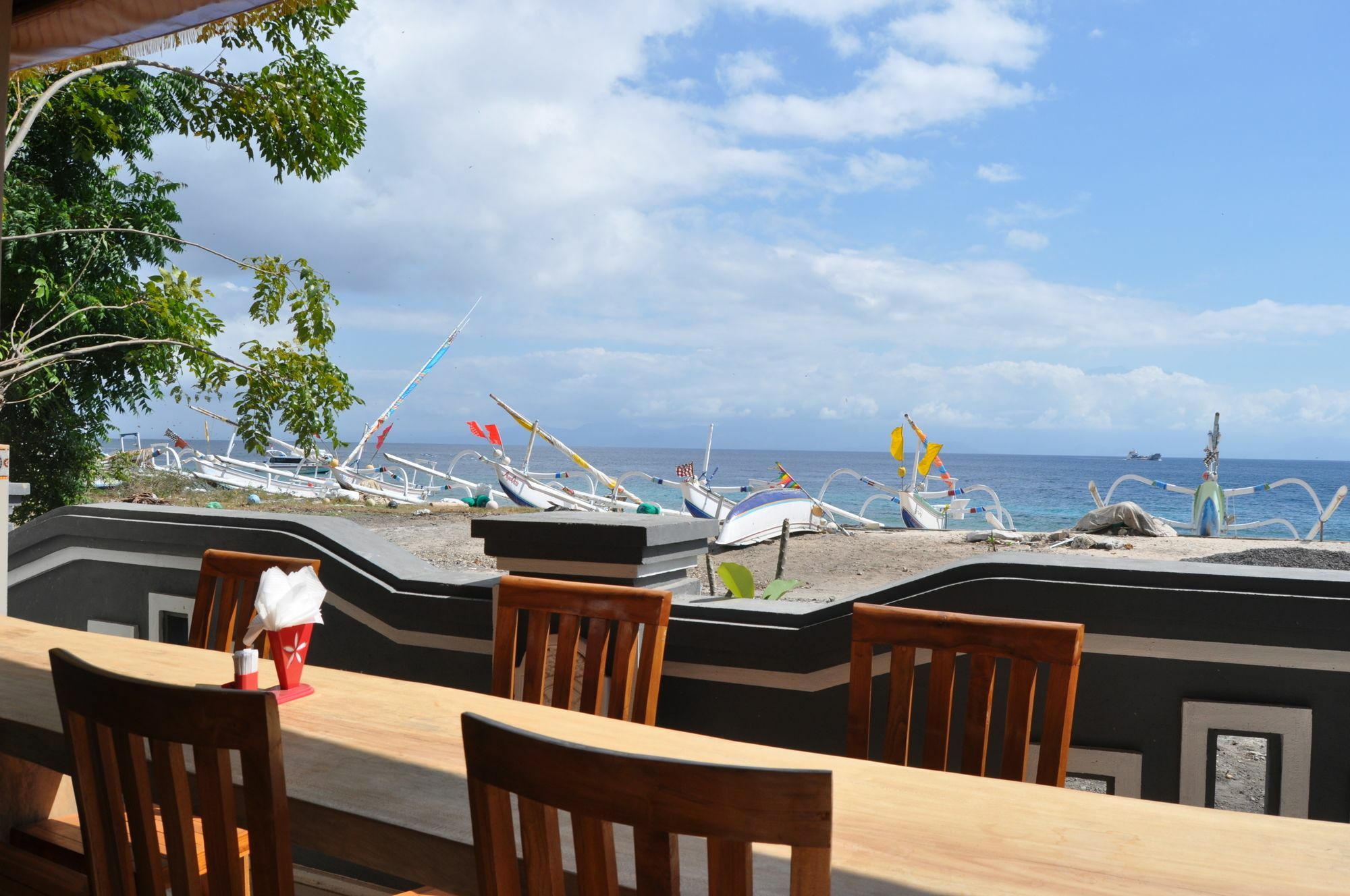 Deva Devi Beach Inn Luxury Batununggul Buitenkant foto